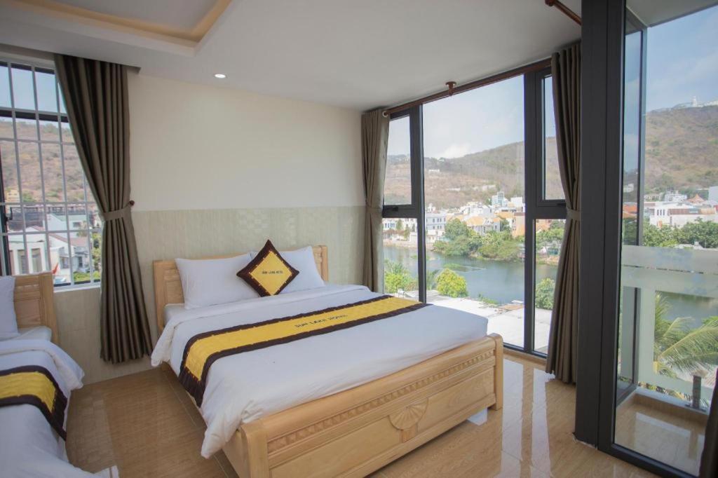 Sun Hotel *